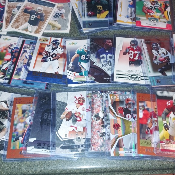 Rare sports cards Serial numbered lot of 5 cards - Picture 1 of 5